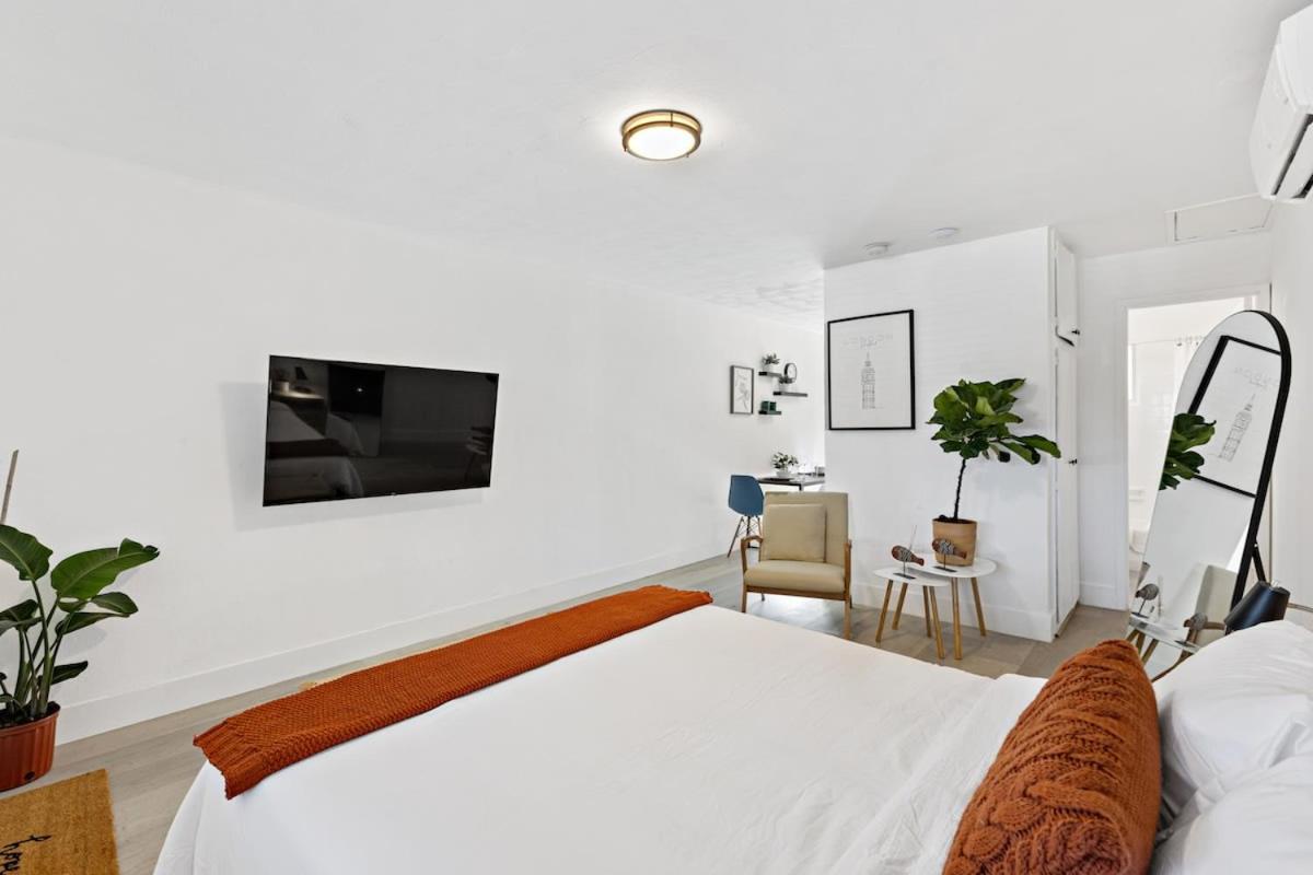 Lovely Rental Unit With Free Parking On Premises Fort Lauderdale Exteriör bild